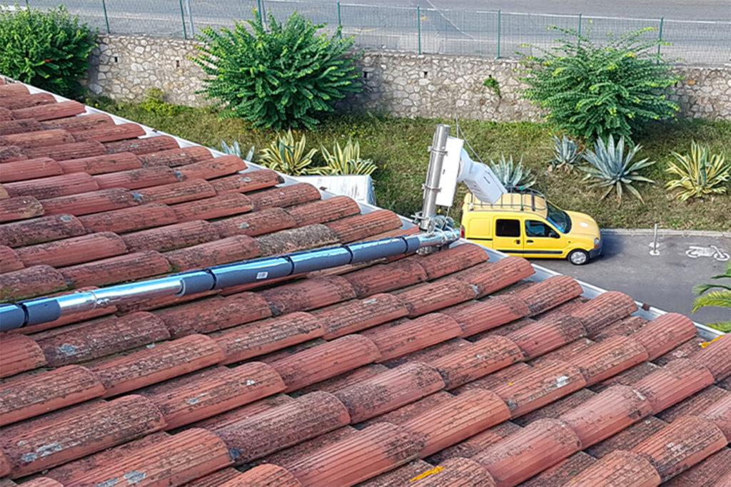 Support de caméra spécifique (pose sur toiture)