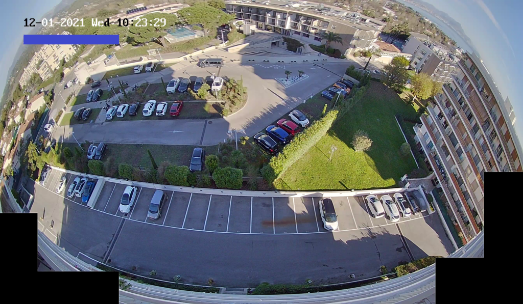 Caméra 180° sur toiture